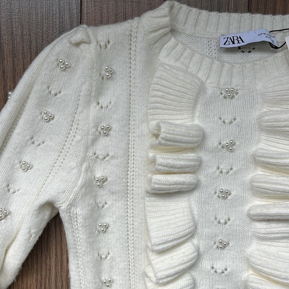 ZARA Pearl Ruffle Sweater size medium - Picture 4 of 12